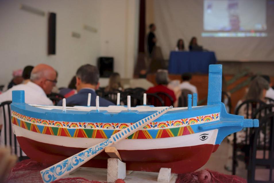 Modellino di sardara dei pescatori